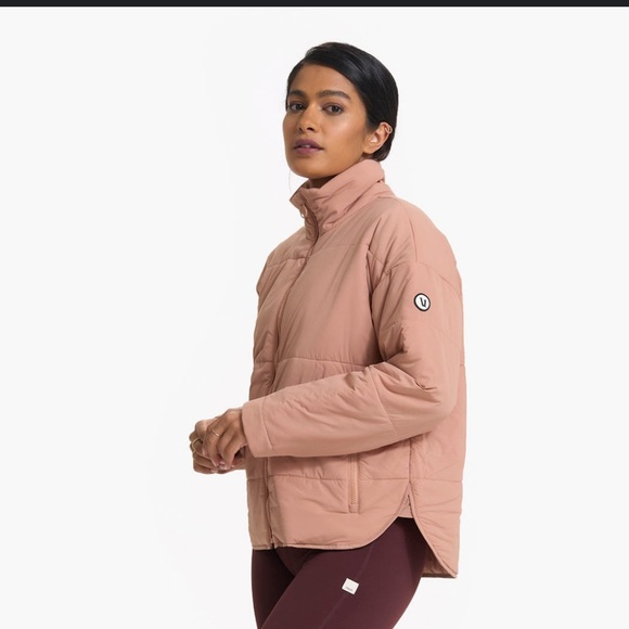 Vuori Canyon Insulated Jacket in Rose Pink Size Large - Picture 2 of 7